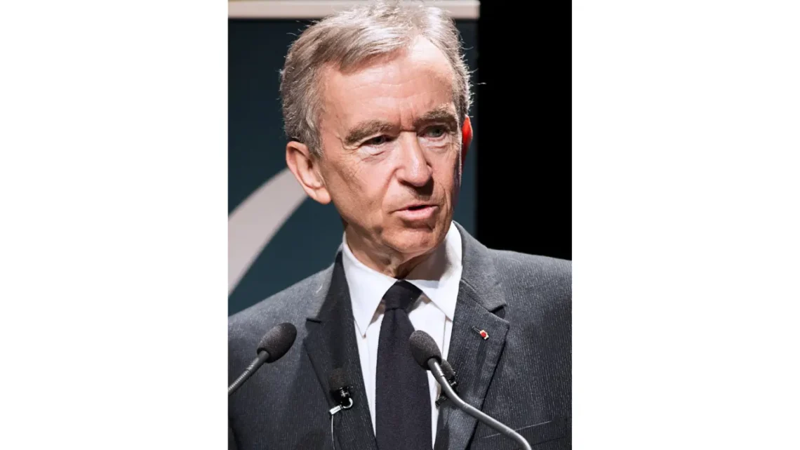 Bernard Arnault: Owner of $200 Billion Net Worth (2024)